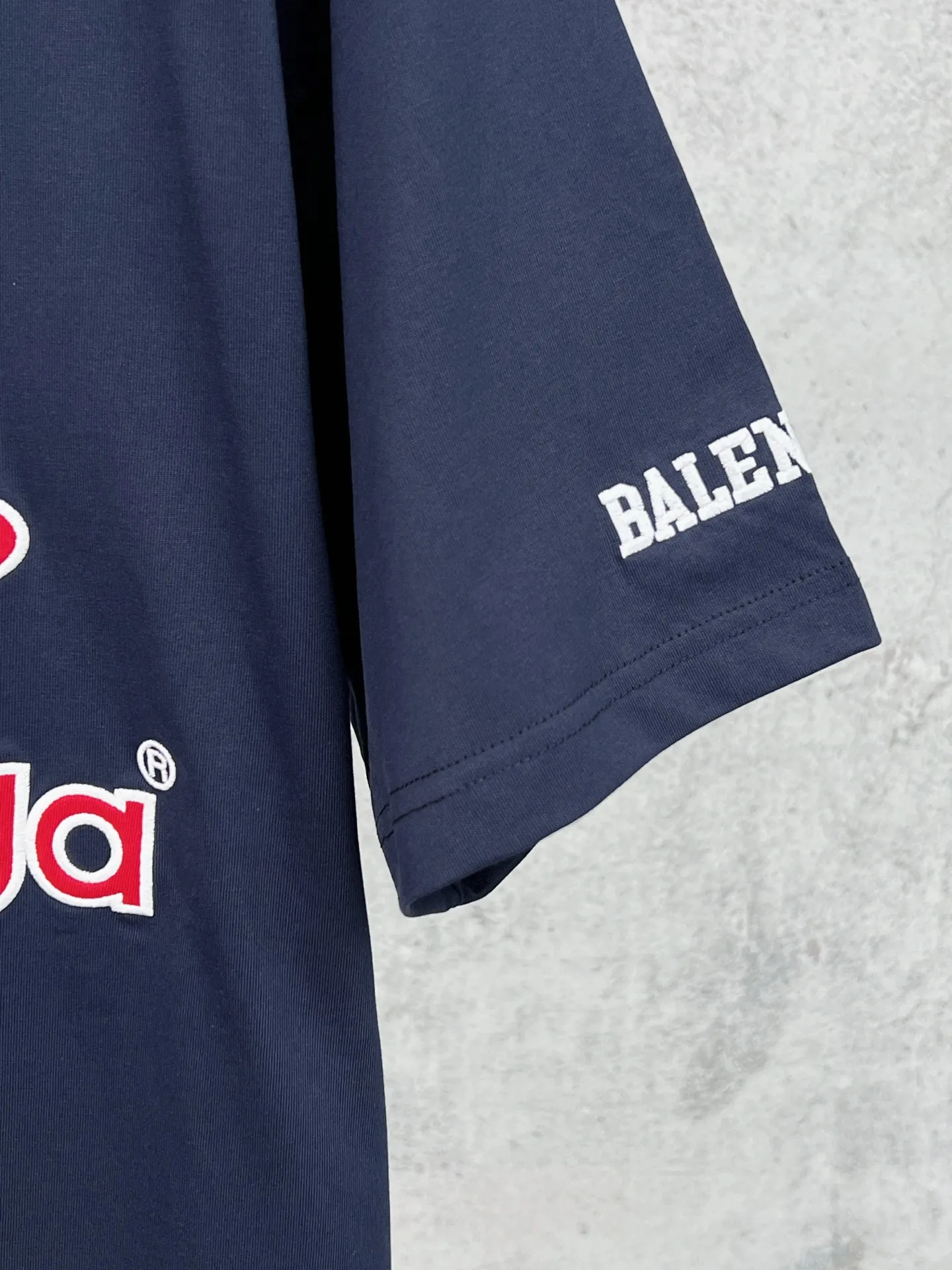 💰P123 【 . Quality】BALENCI*GA/ FOo TBALLSeries 。 3B V T 。 ， ， 。 SS 26 New Arrival。 ， 。 。 Authentic ， 。 。 260 ， . ， 。 。 ， 。 ， ， 。 。 。 OS . Same Style ：BL 263755 ：Black，Blue， Size：XS S M L
